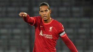 Virgil van Dijk a semnat un nou contract cu gruparea de pe Anfield, valabil până în iunie 2025