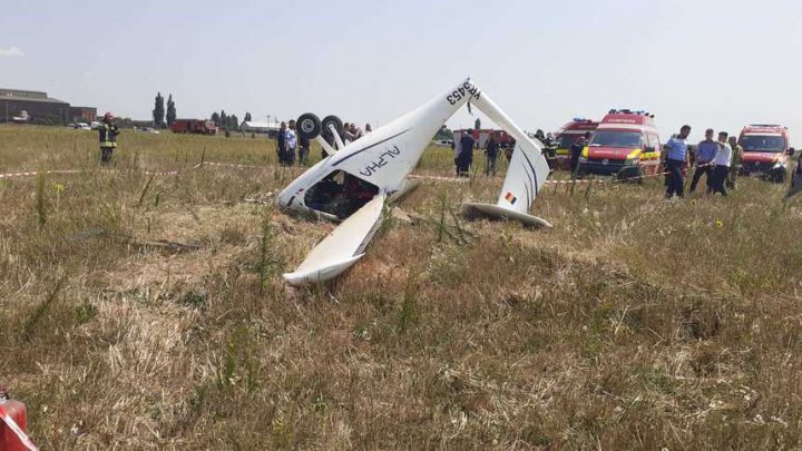 Un avion de mici dimensiuni s-a prăbușit lângă București. Două persoane au fost rănite