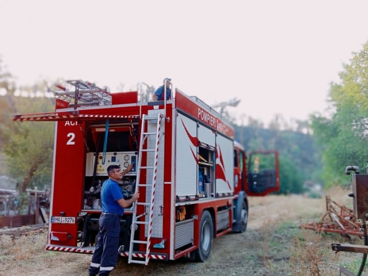 Peste 260 de incendii au fost stinse de pompierii moldoveni în Grecia (VIDEO/FOTO)