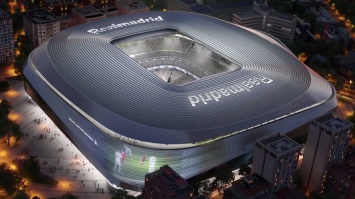 Real Madrid revine acasă, pe stadionul renovat. Noul „Santiago Bernabeu" va fi o arenă de 5 stele