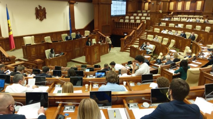 Comisia juridică a apreciat nesatisfăcător activitatea Procuratorii Generale și CNA: „Nici un leu nu a fost recuperat din furtul miliardului”