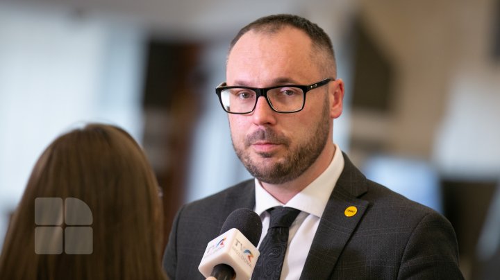 Ministrul Justiţiei, despre suspendarea licențelor celor șase posturi de televiziune