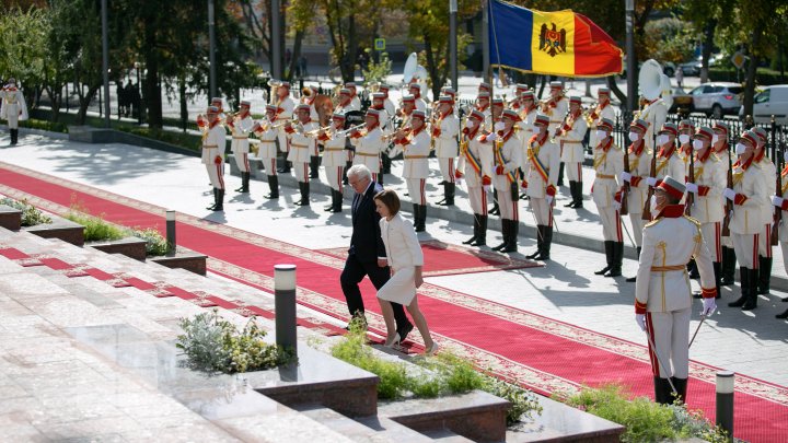 Maia Sandu şi Frank-Walter Steinmeier au discutat despre consolidarea relaţiilor economice dintre Germania şi Republica Moldova (FOTO)