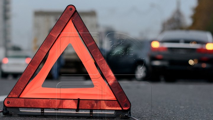 Accident matinal în Capitală. O persoană a ajuns la spital