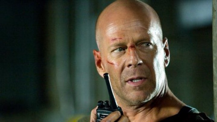 Deepfake cu Bruce Willis în Rusia. Actorul ar fi primit până la 2 milioane de dolari (VIDEO)