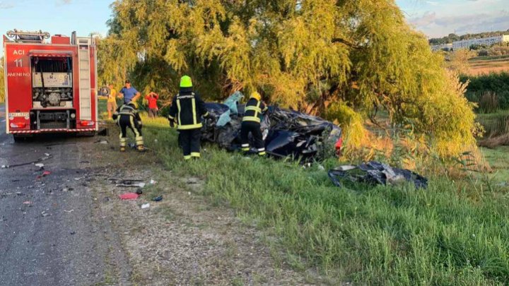  Un tânăr de 26 de ani a decedat în urma unui accident în raionul Anenii Noi (FOTO)