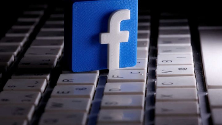 Facebook intenţionează să îşi schimbe numele