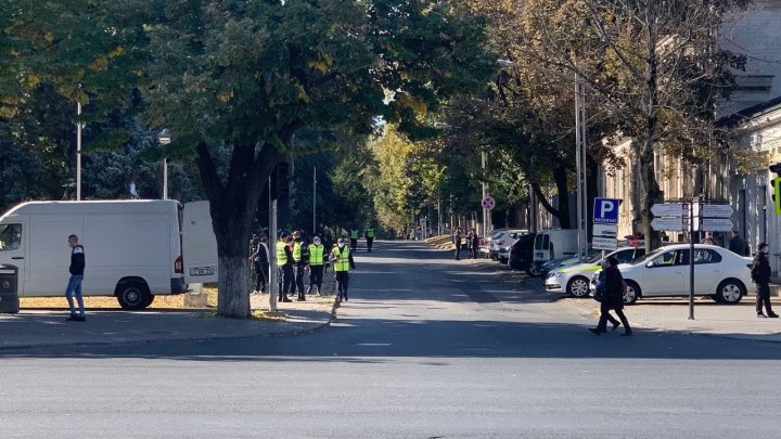 PROTEST în sprijinul procurorului general Alexandr Stoianoglo. "Să spunem NU dictaturii" (FOTO/VIDEO)