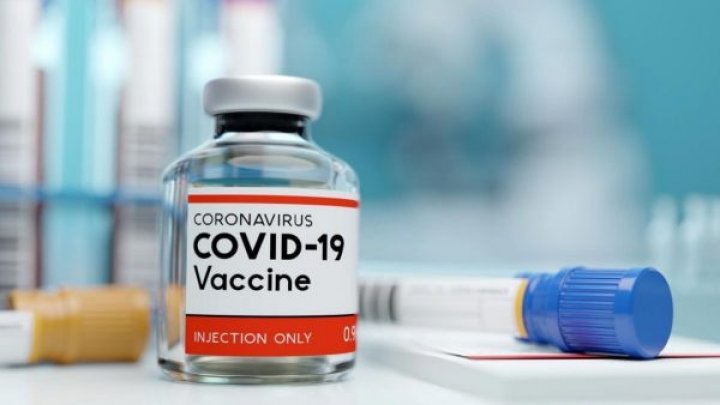 Autoritățile îndeamnă oamenii să se vaccineze. Puncte de imunizare sunt deschise în magazine şi centre comerciale 