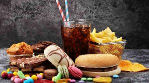 STUDIU. Consumul de alimente ultra-procesate creşte riscul de hipertensiune şi hiperlipidemie