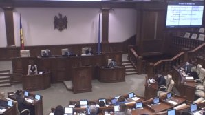 Anul 2023 va fi unul dificil şi deficitar. Ce prognoze are Ministerul Finanţelor şi care-i părerea opoziţiei 