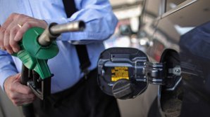Continuă scumpirile pe piața carburanților. ANRE a stabilit noi prețuri plafon la benzină și motorină 