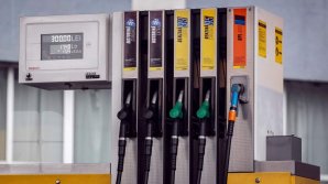 Benzina se scumpește, motorina se ieftinește. NOILE PREȚURI stabilite de ANRE  