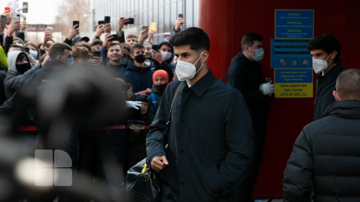 Jucătorii și antrenorii echipei Real Madrid au aterizat pe Aeroportul Internațional Chişinău (FOTO)