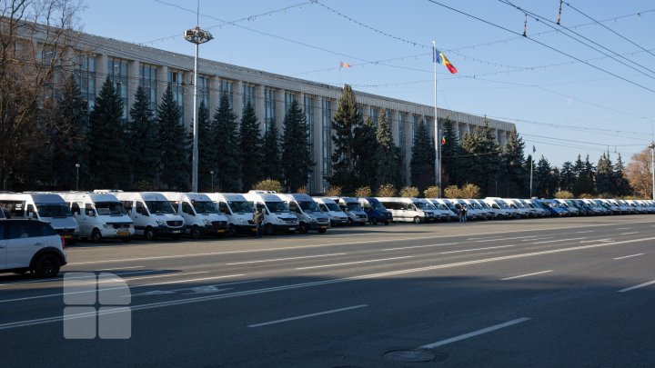 Zeci de transportatori au ieşit la protest în Capitală (FOTO/VIDEO)