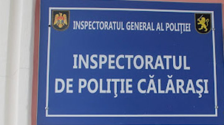 Șeful Inspectoratului de Poliție Călărași DEMIS din motiv că a instalat două crucifixuri în oraș