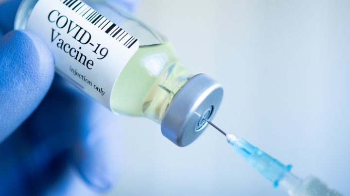 A apărut UN NOU VACCIN împotriva Covid: Serul e complet diferit faţă de cele existente şi promite o eficacitate de 90,4%