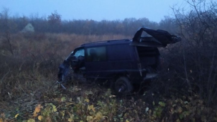 Accident matinal la Ialoveni. Un bărbat a fost transportat la spital, în urma unui grav accident