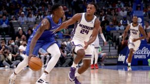 Show în liga nord-americană de baschet. Sacramento Kings au câștigat "pe muchie de cuțit" meciul cu Dallas Mavericks