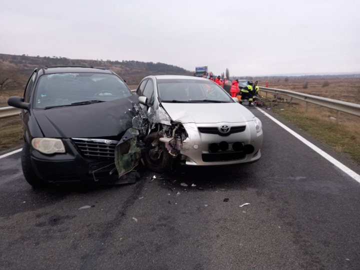 ACCIDENT de GROAZĂ pe şoseaua Leuşeni-Hînceşti. Doi tineri au murit. Cum s-a produs tragedia (FOTO)