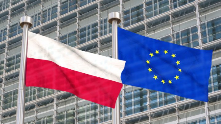 Polonia ar putea să nu mai contribuie la bugetul Uniunii Europene