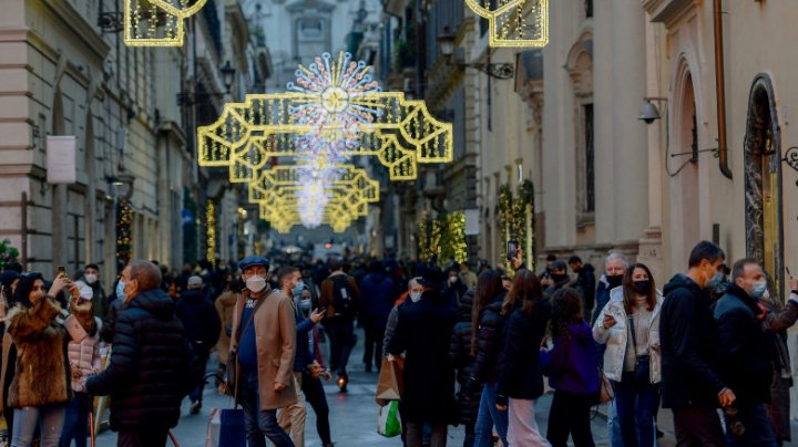 Italia interzice toate evenimentele de Revelion, din cauza variantei Omicron