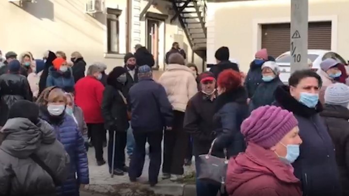 PROTEST la Judecătoria Bălți în susţinerea Marinei Tauber (VIDEO)