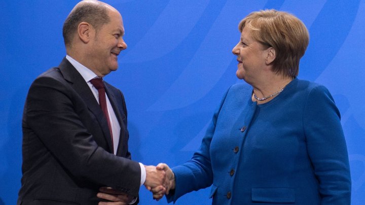 Germania a anunțat lockdown pentru nevaccinați. Angela Merkel și succesorul ei, Olaf Scholz, susțin vaccinarea obligatorie