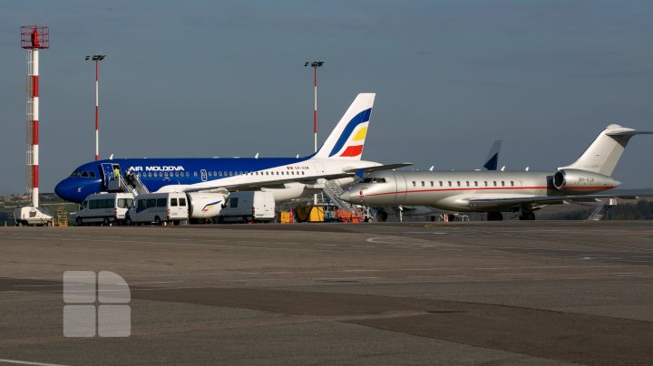 CANCELLED. Astăzi patru, iar mâine trei zboruri Air Moldova au fost anulate 