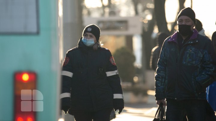 RAZII în transportul public. Moldovenii continuă să ignore regulile epidemiologice (FOTO)