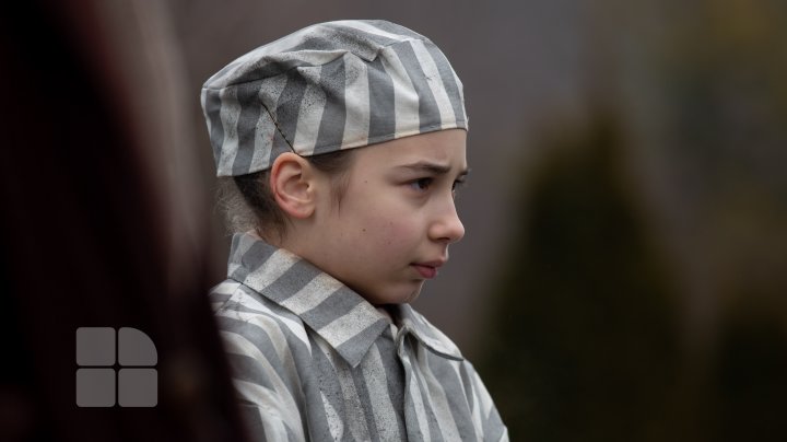 Zeci de oameni s-au adunat la Chișinău pentru a comemora victimele Holocaustului