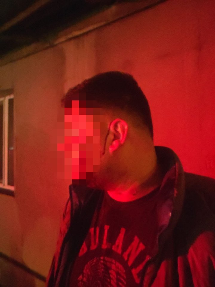 BĂTAIE la Durleşti. Mai mulţi indivizi s-au luat la pumni, unul dintre agresori având o sabie (FOTO)