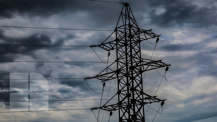 Cu cât s-ar putea scumpi energia electrică în Moldova. Vezi calculele propuse de ANRE