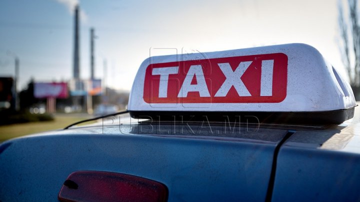 Împreună cu fiul au exploatat sexual cinci minore. Taximetristul care transporta victimele în Chișinău şi-a aflat sentinţa