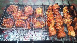 Carnea pregătită deasupra cărbunilor este echivalentul a zece pachete de țigări. Vezi care este cel mai puțin nociv grătar