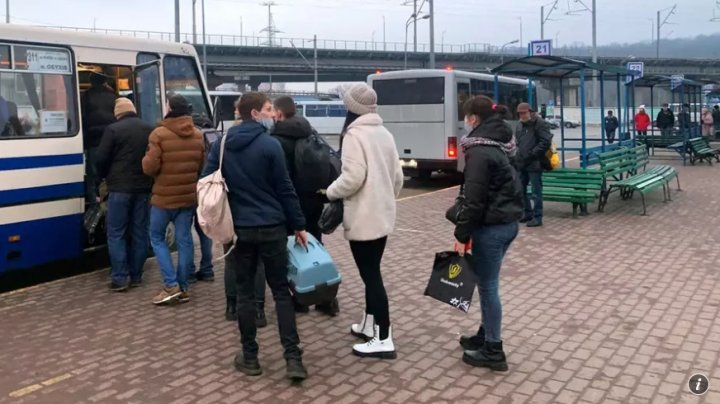 Ucrainenii fug din calea războiului. Evacuare generală în Luhansk