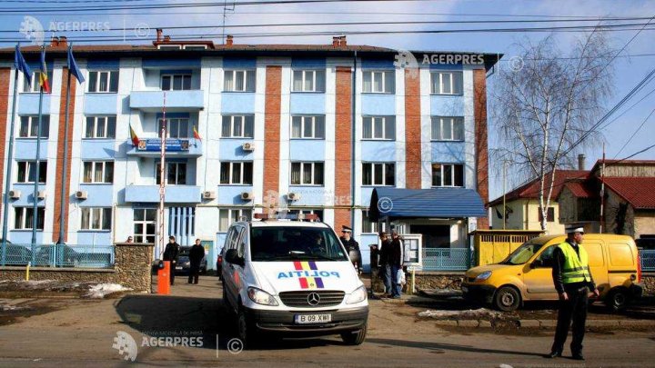 Botoşani: Sute de cetăţeni ucraineni şi-au stabilit domiciliul în comuna Vârfu Câmpului în mai puţin de o lună