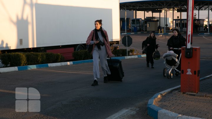 Vama Palanca, teritoriu al durerii şi disperării. Mii de ucraineni, nevoiţi să fugă de război (FOTO)