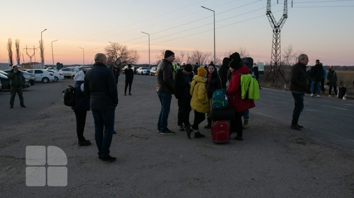 Vama Palanca, teritoriu al durerii şi disperării. Mii de ucraineni, nevoiţi să fugă de război (FOTO)