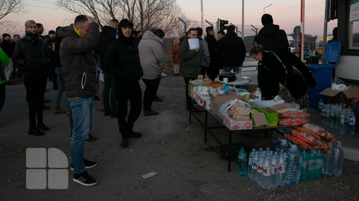 Vama Palanca, teritoriu al durerii şi disperării. Mii de ucraineni, nevoiţi să fugă de război (FOTO)