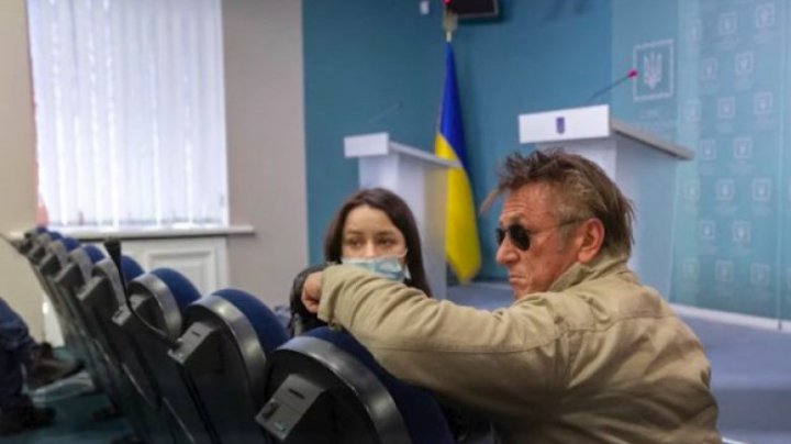 Sean Penn se află la Kiev. Actorul şi regizorul american va filma un documentar despre invadarea Ucrainei de către Rusia