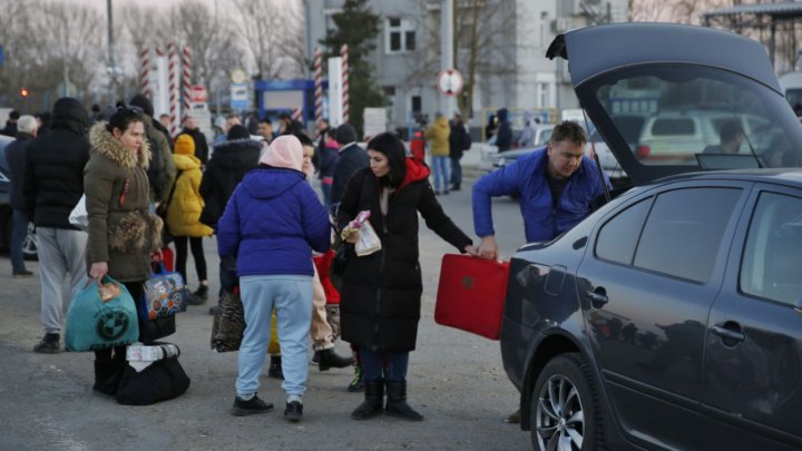 Poliția din Hîncești, solidară cu poporul ucrainean. Cetățenii care vor să ajute refugiații, rugați să aducă mâncare la postul vamal Leușeni sau la IP Hîncești