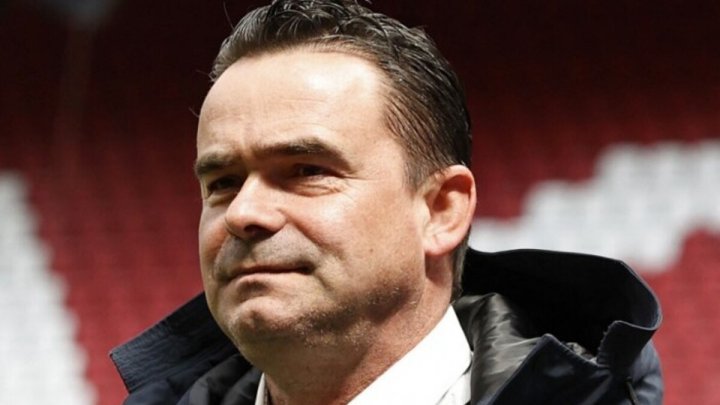 Marc Overmars, impus să plătească un milion 250 de mii de euro clubului, după scandalul sexual în care a fost implicat