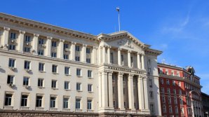 Bulgaria expulzează cel mai mare număr de diplomați ruși de până acum