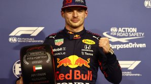 Max Verstappen și-a prelungit contractul cu Red Bull Racing