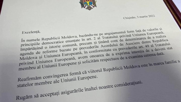 Președintele Maia Sandu a semnat cererea de aderare la Uniunea Europeană