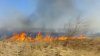 Incendii de proporţii în România. Un bărbat a murit carbonizat după ce a dat foc ierbii uscate (VIDEO)