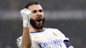 Karim Benzema a reușit un hat-trick în victoria cu Chelsea Londra