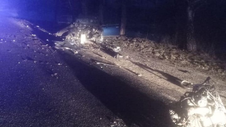 Accident rutier la ieșirea din localitatea Criva. Șoferul conducea cu 260 km/h (FOTO)