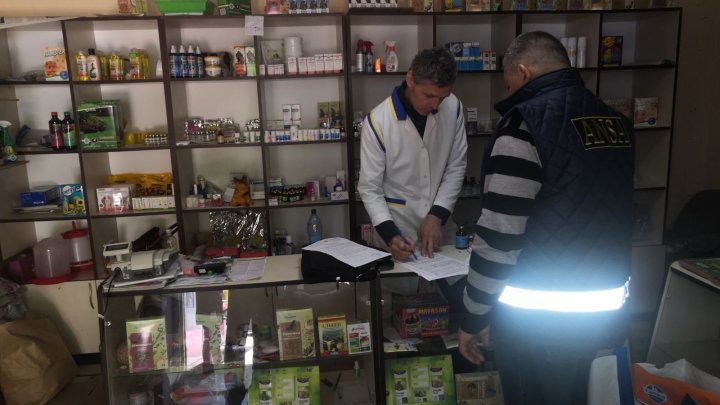 Controale inopinate în mai multe farmacii veterinare. Ce au descoperit inspectorii ANSA